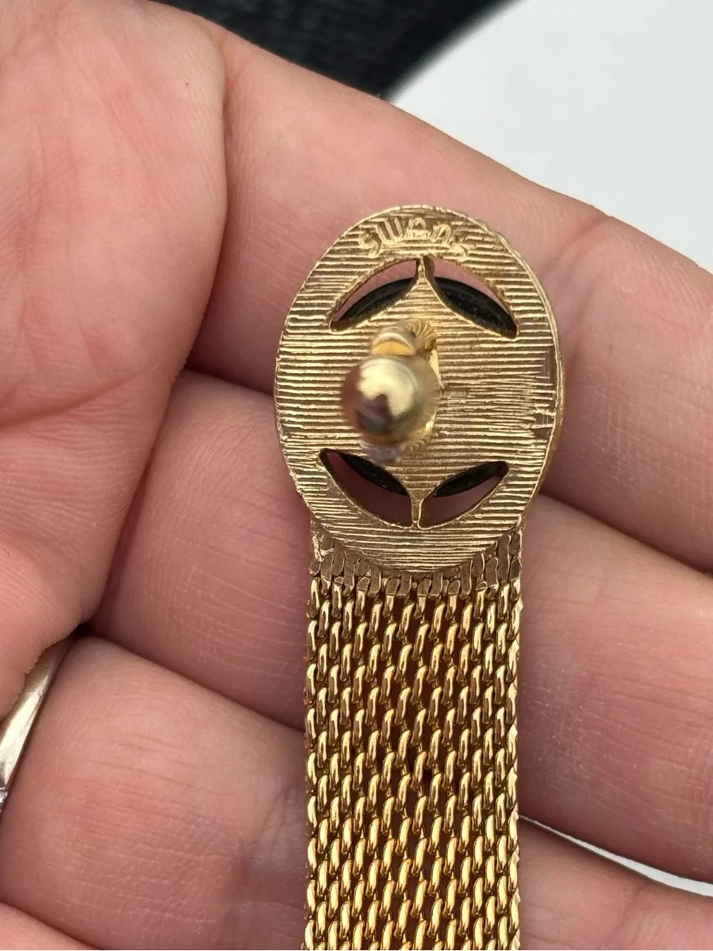 Vintage SWANK Gold Tone Mesh Wrap Cufflinks Green Cabochon Mid Century Mad Men